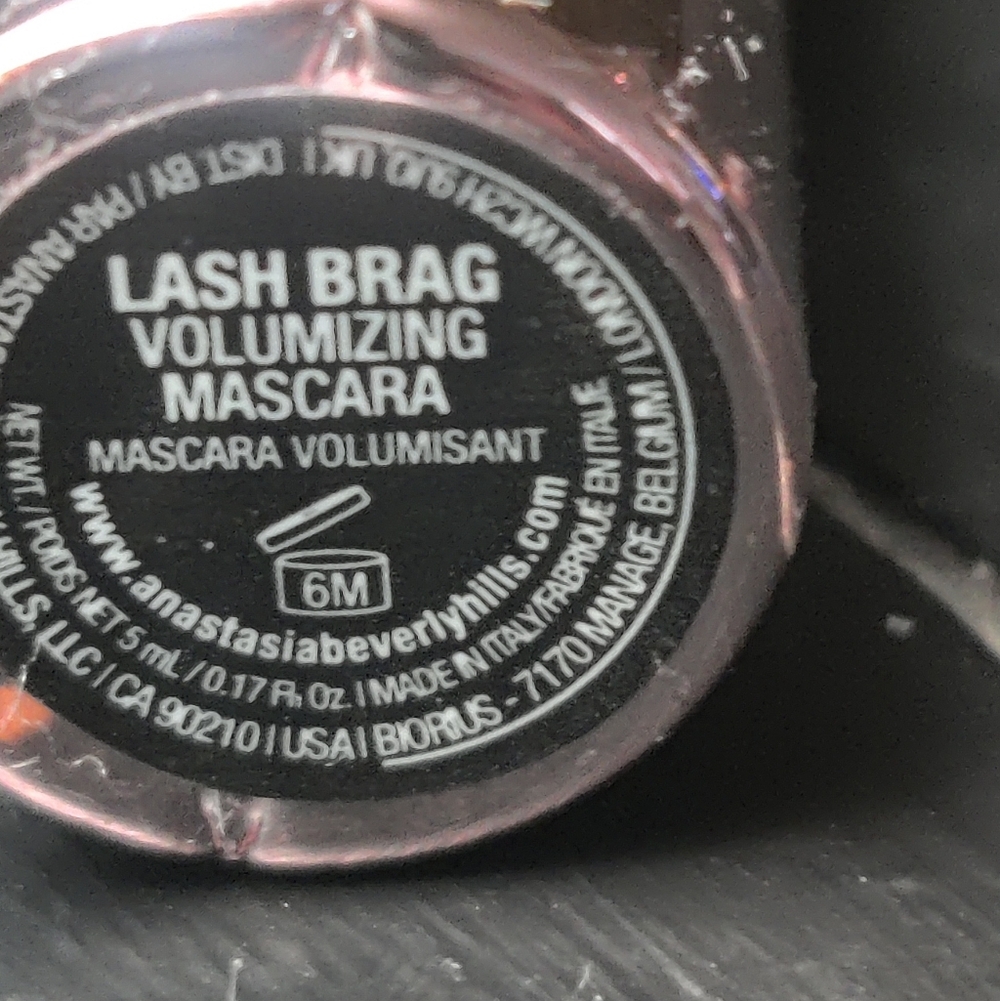 ⭐3 For $21⭐ Anastasia Beverly Hills Volumizing Black Mascara - Picture 3 of 3